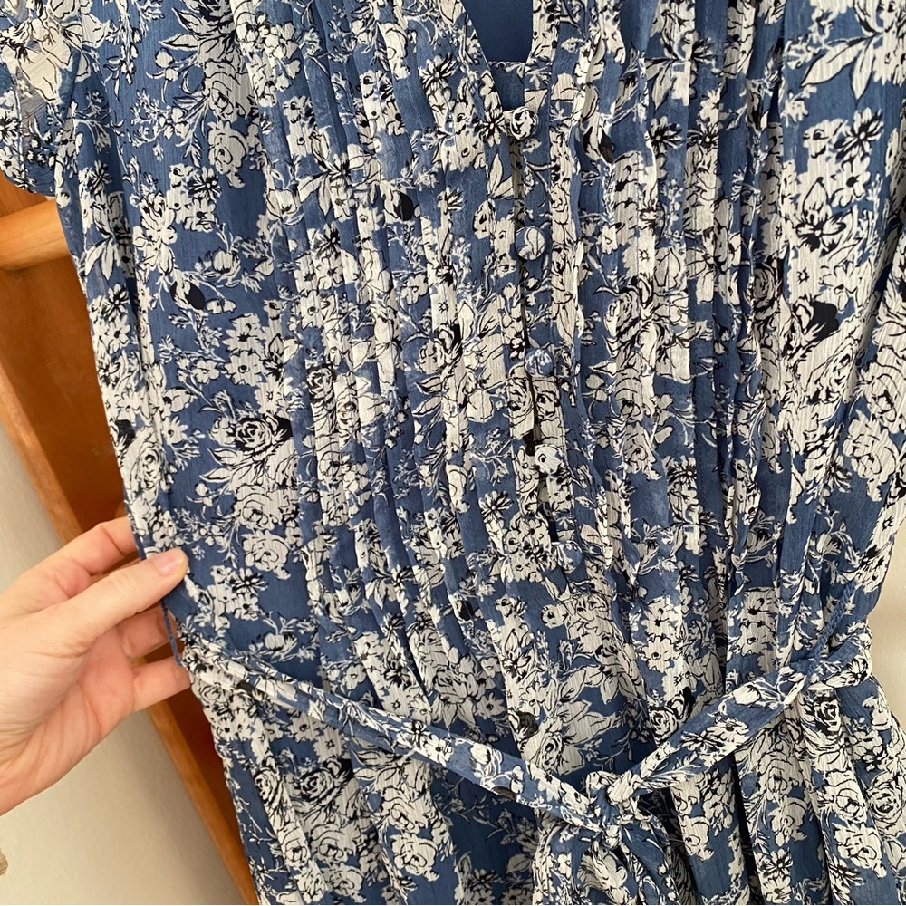 Roz & Ali chiffon-like cap sleeve dress - Picture 4 of 9